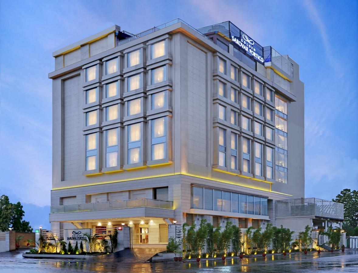 Golden Sarovar Portico Amritsar Ngoại thất bức ảnh